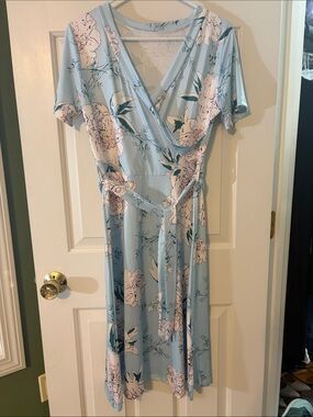 Light Blue Floral Wrap Dress with Short Sleeves